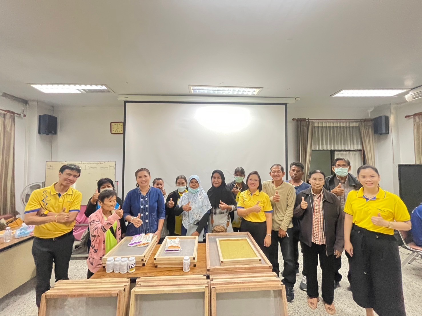 กิจกรรมอบรมหญ้าแฝก